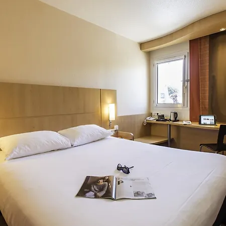 Ibis Chateau-Thierry Hotel Essomes-sur-Marne Exterior photo